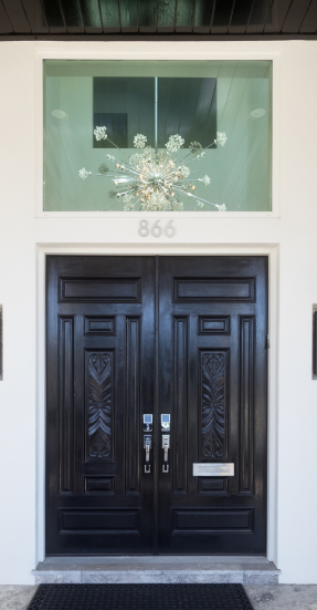 Instantly elevates your homes entryway